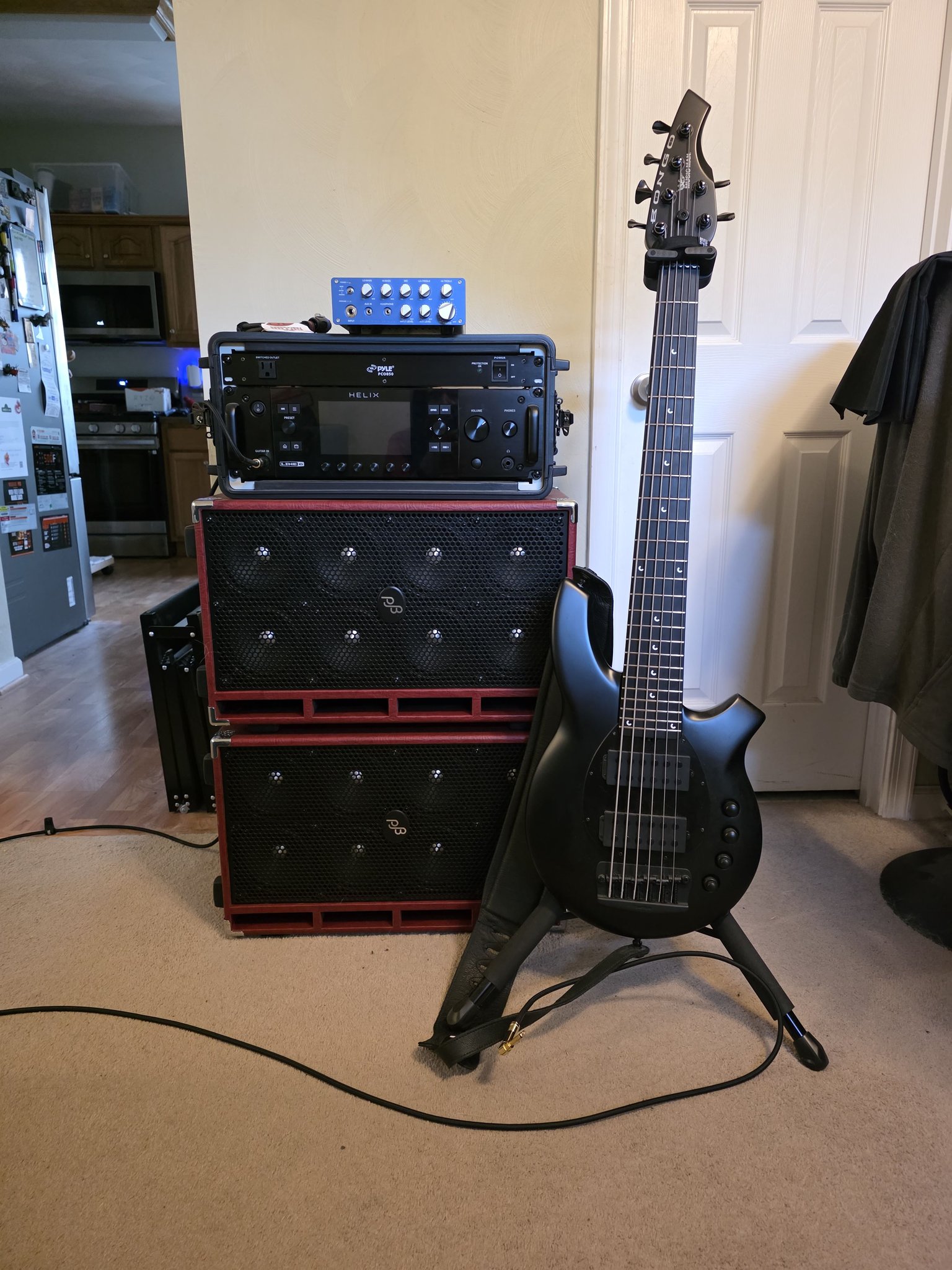 SOME LIKE IT LOUD! The PJB BP800 with stacked CAB67s!