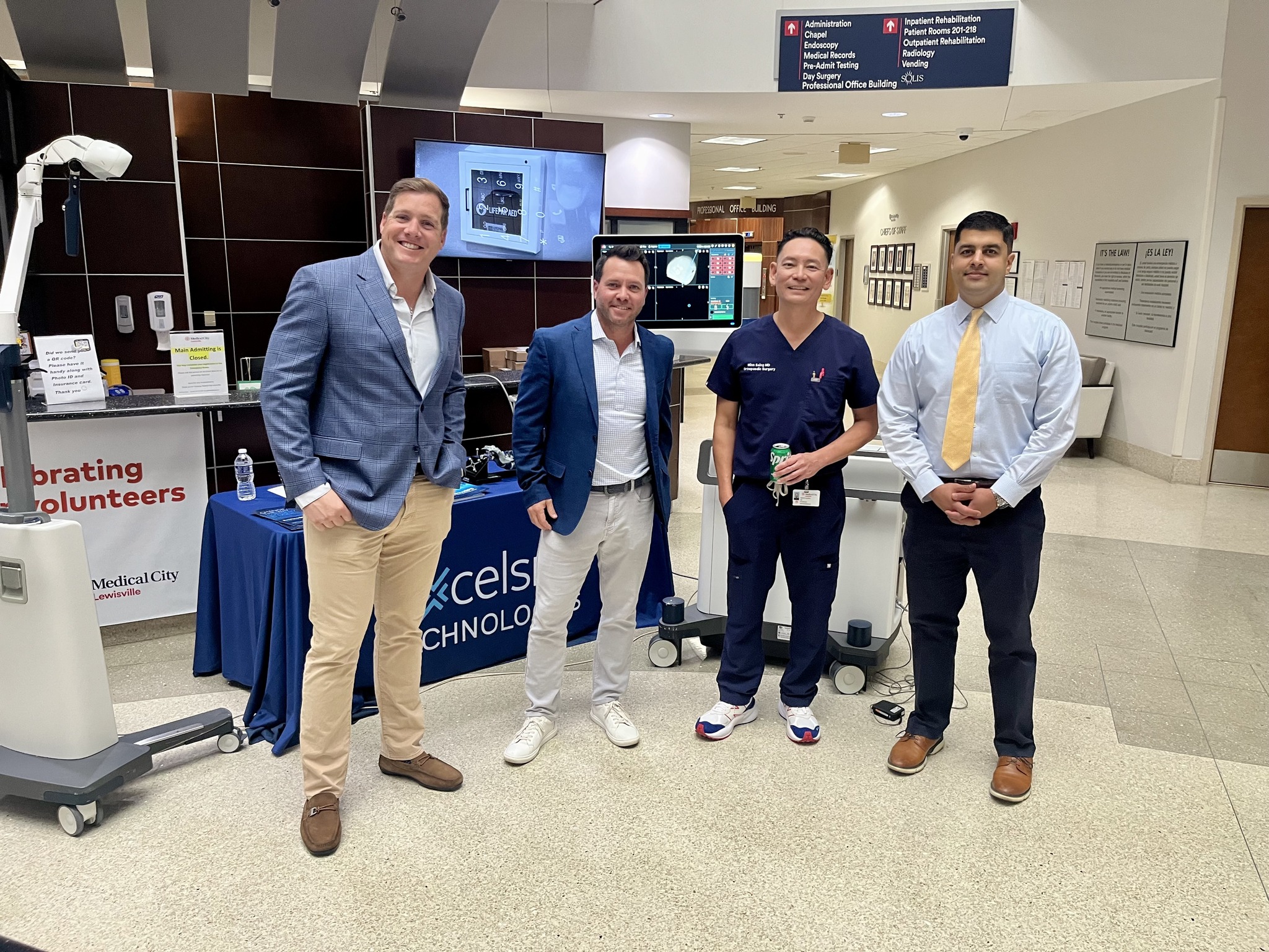 Medical City Lewisville hosts innovative surgical robotics event