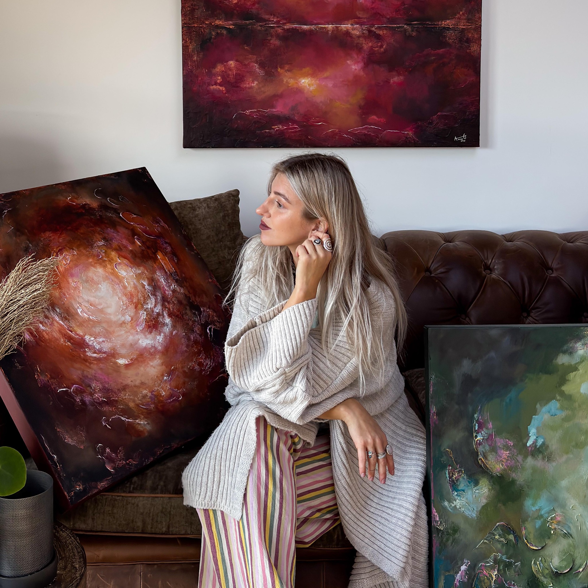 making acrylics blend like oils is my favourite trick #painting | Annie ...