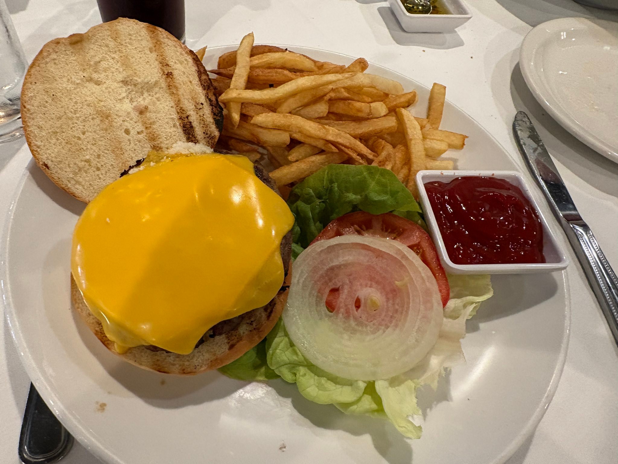 Exclusive NYC diner experience burger. Comes with bag, stickers