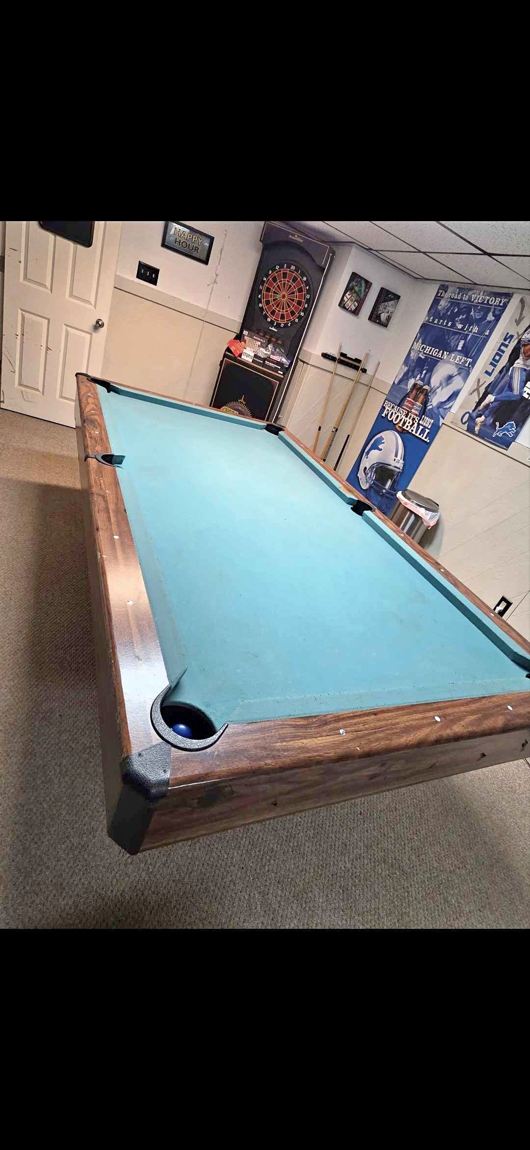 9 ft wood pool table - Billiard Tables - Clinton Township, Michigan ...