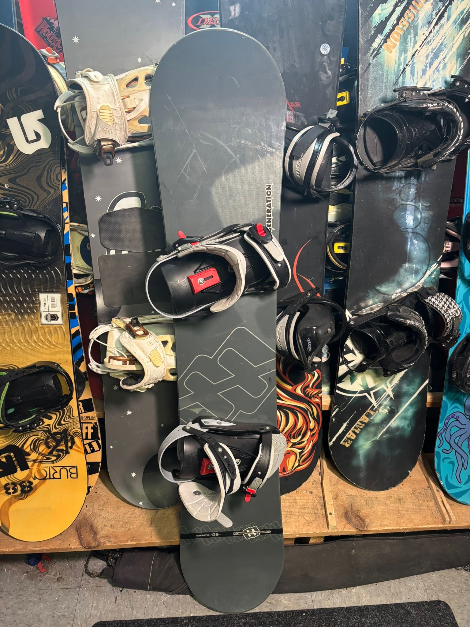 Just bought this Morrow 138 cm! Still some nice boards available!