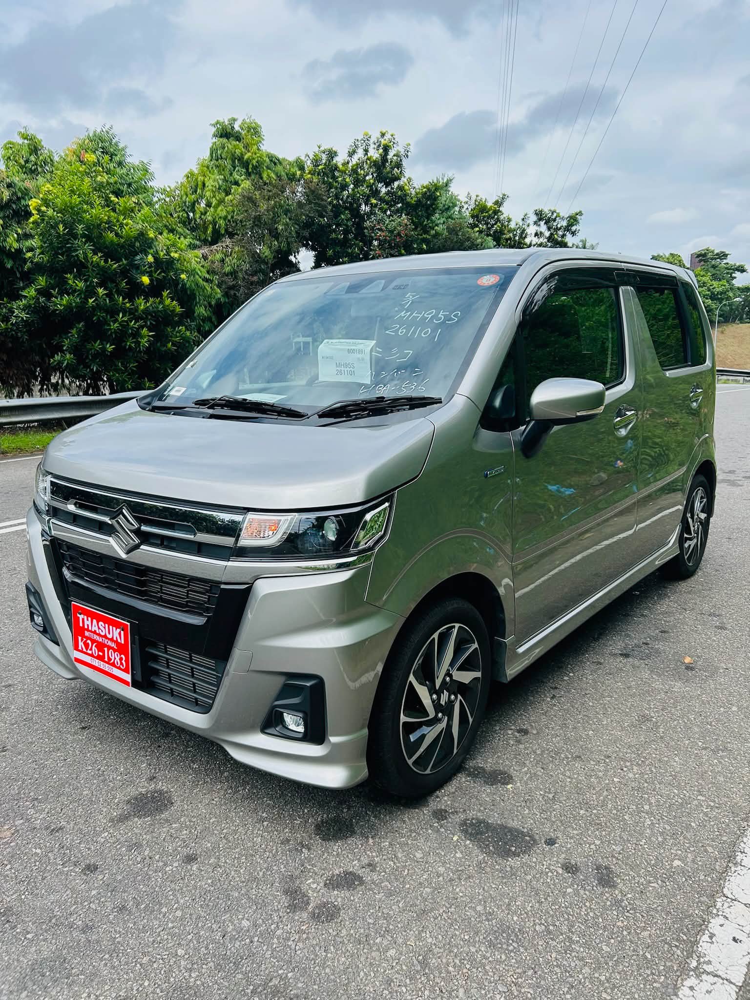 2023 Honda Vezel Z Hybrid for sale in Sri Lanka