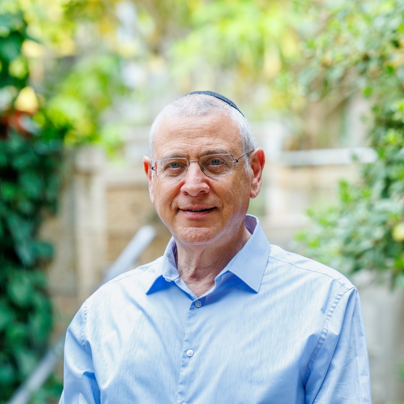 פרק כ פסוק יד: וַיִּשְׁלַ֨ח מֹשֶׁ֧ה מַלְאָכִ֛ים מִקָּדֵ֖שׁ אֶל־מֶ֣לֶךְ ...