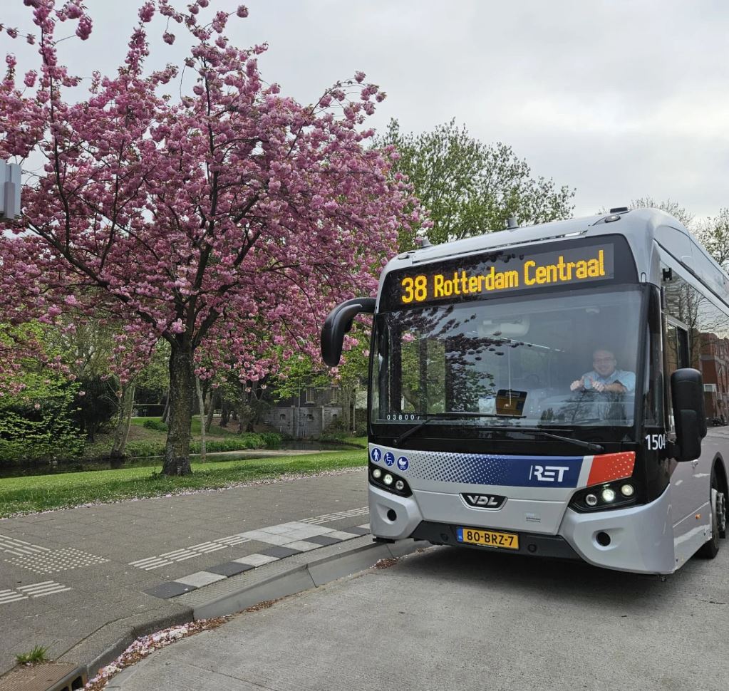 RET - Aangepaste dienstregeling vanaf 22 augustus Door personeelstekort ...