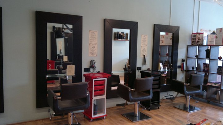 D & G Hair & Beauty Salon  Oldham