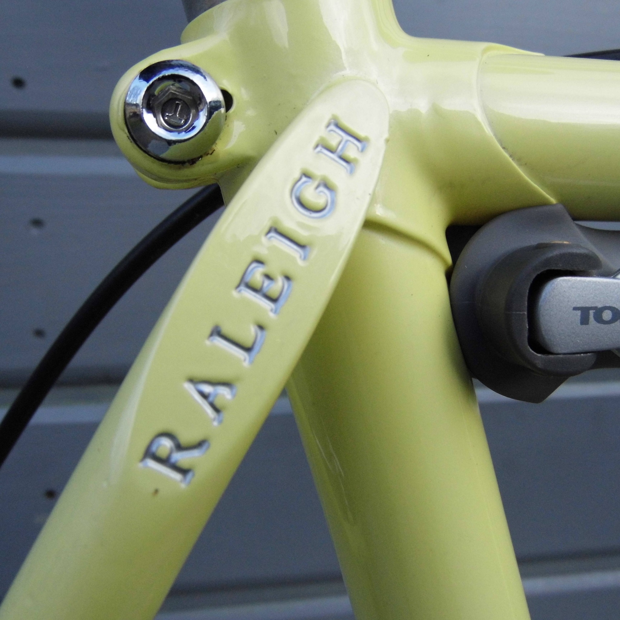 Raleigh Triathlon 1987. Reynolds 531 with complete Shimano 105