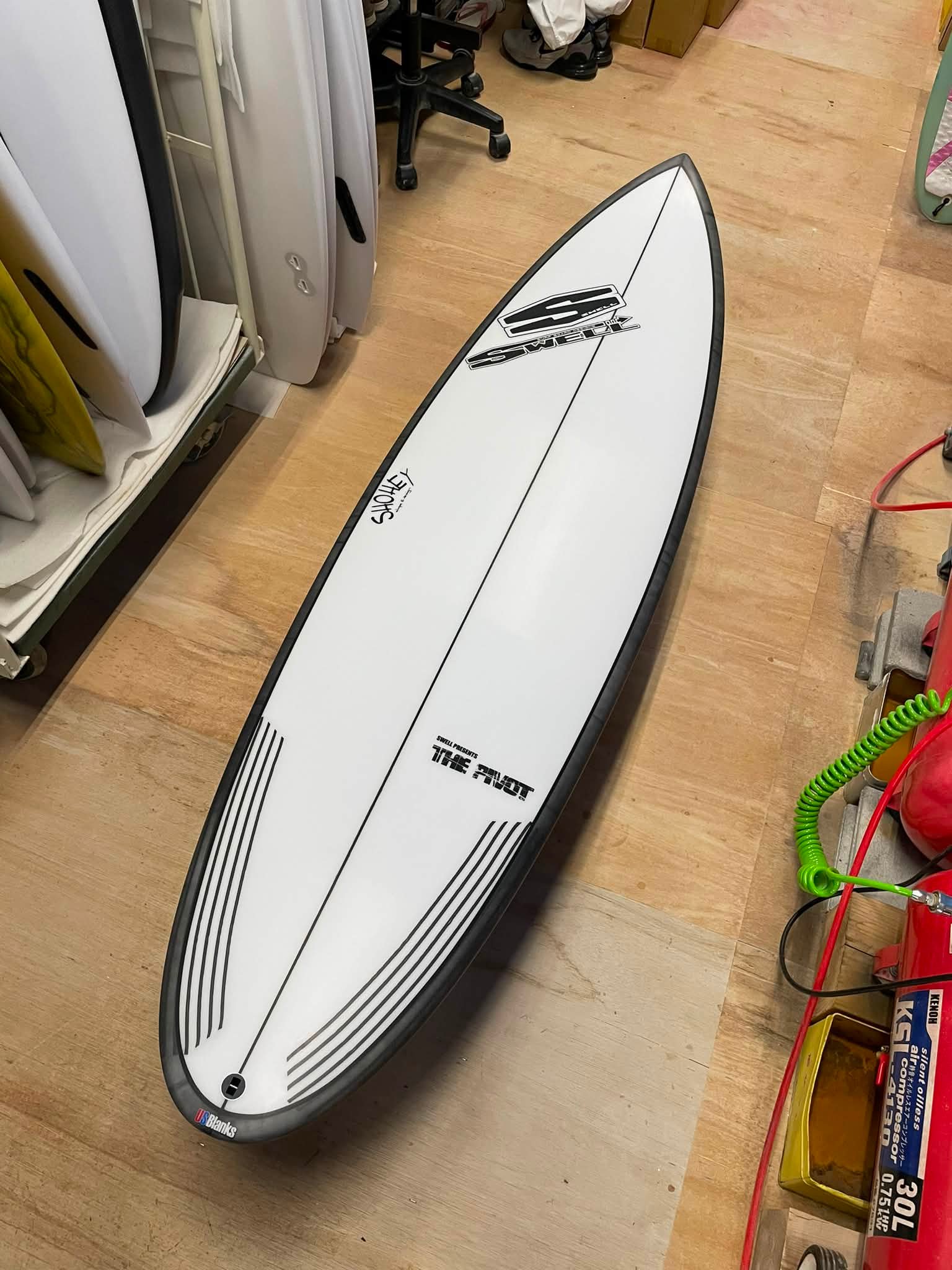 SWELL Surfboard