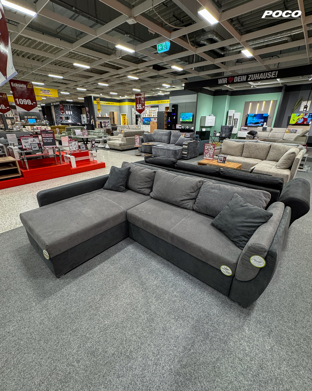 Endlevel-Quiz) Wie viele Sofas findest Du im Bild?