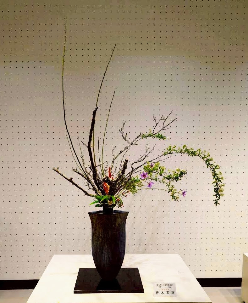 自由花 変形花器 チューリップ 赤柳 レースフラワー #いけばな #池坊