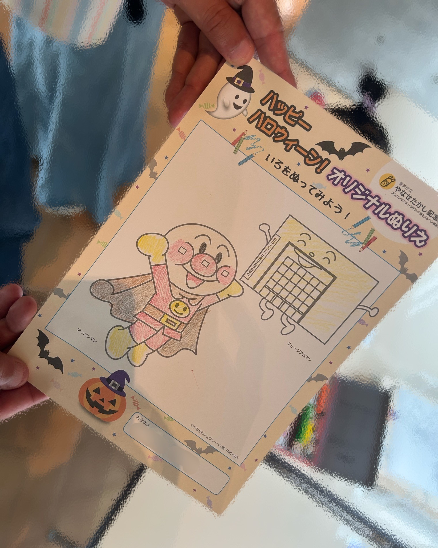 アンパンマンミュージアムショップでは、 ジグリー版画も販売しており