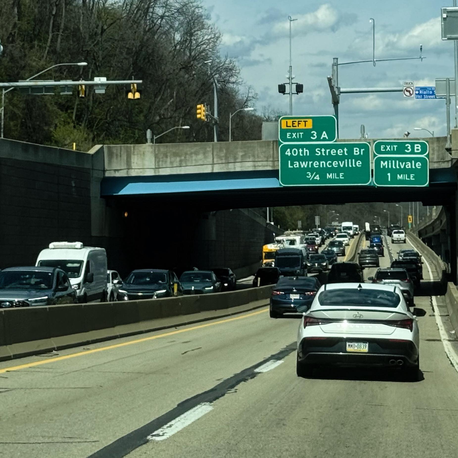 【中古】［CD］Highway Good old Route 28 traffic. 🚘 😆 💯 #pittsburgh #rushhour #traffic