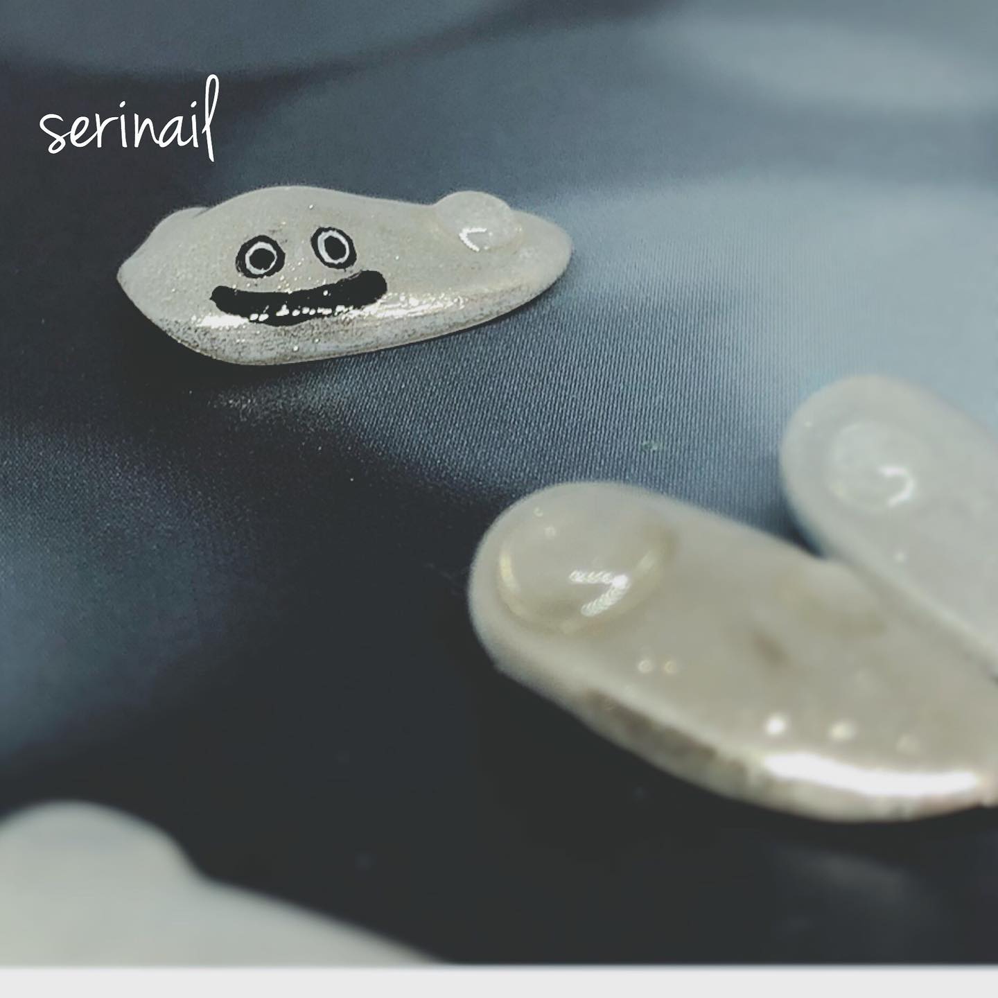 ネイル ドラクエ はぐれメタル メタルスライム 手書き 移動式ネイルサロン Serinail Facebook