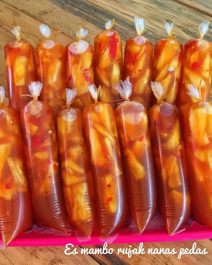 Resep - ES MAMBO RUJAK NANAS Bahan : Cabe rawit secukupnya Cabe kriting ...