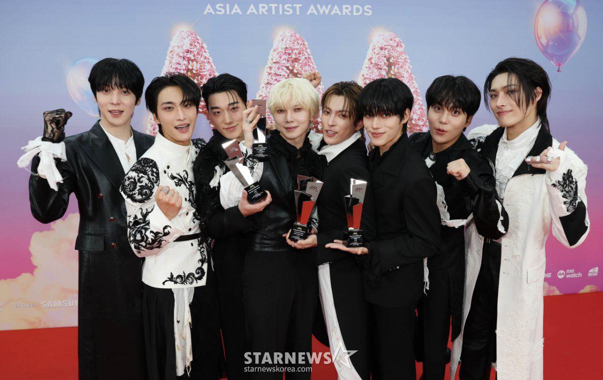 ATEEZ at the 2025 Asia Artist Awards