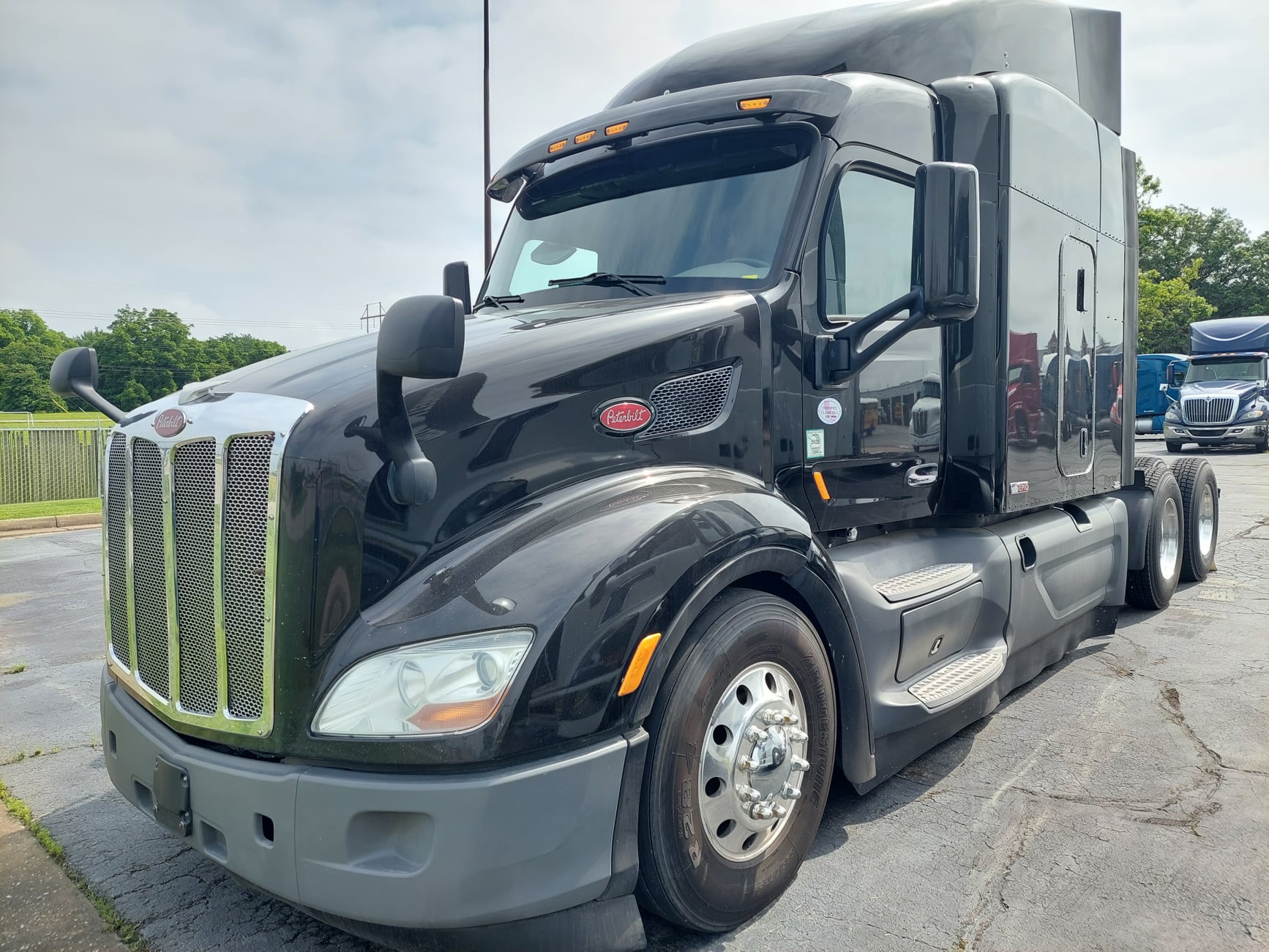 2018 PETERBILT 579 $74,950 • MX... - Rollin' Coal Big Rigs