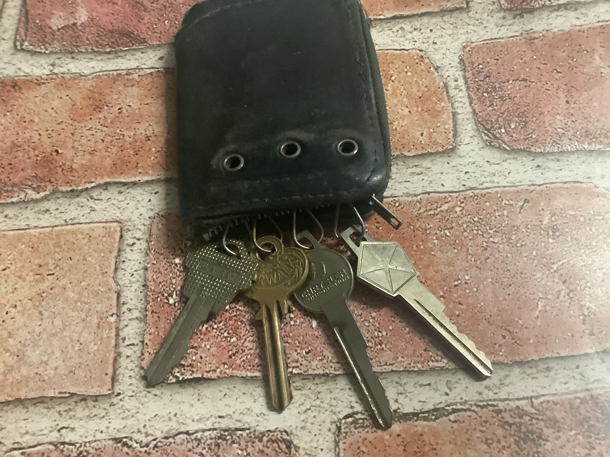 More keys! 🔑J9RTT-KWCK3-CFBB5-BTBT3-FKRB6 🔑BHRB3-XCWCJ-WFJTK