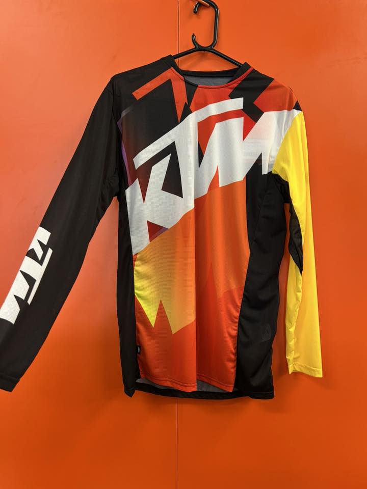 🧡KTM JERSEY SALE🧡 Prices & Sizes in captions⬇️ Postage