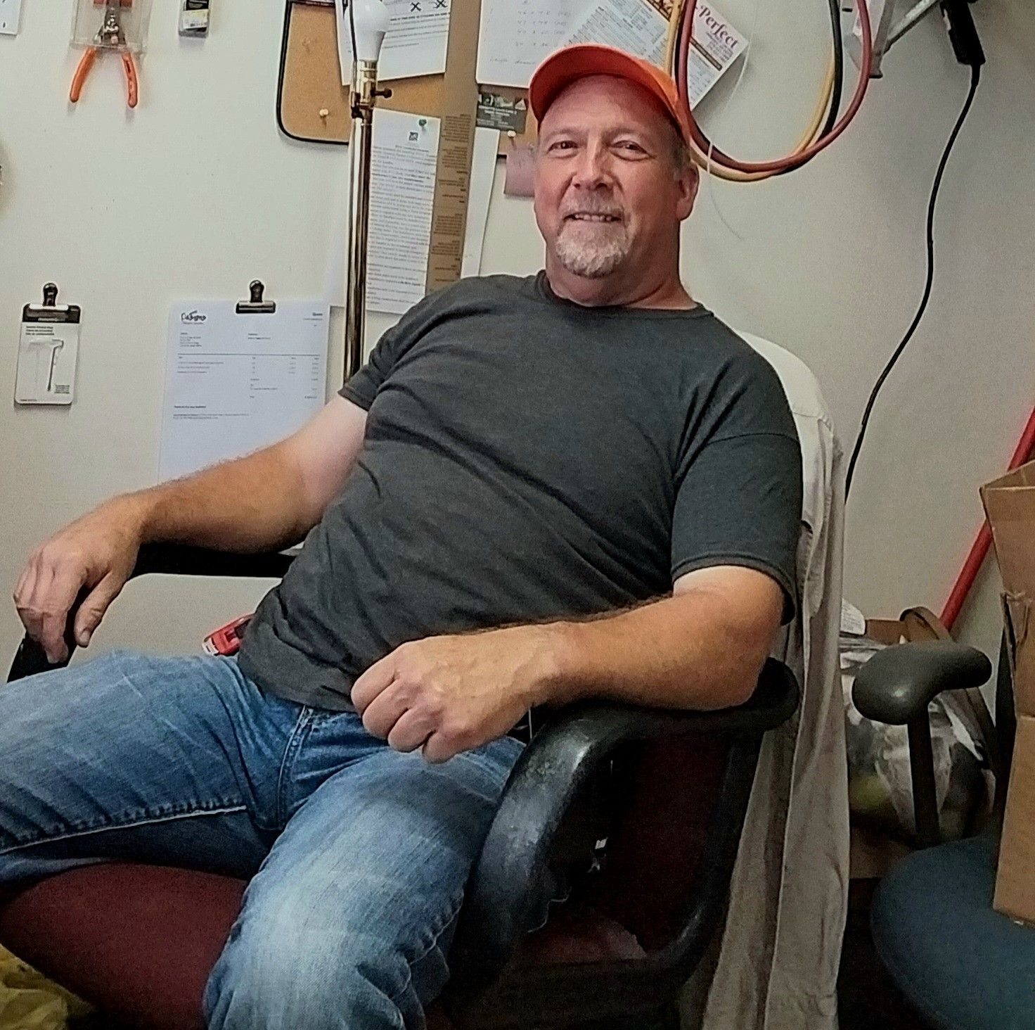 Looking into better cell coverage in... - Dennis Vanhoozer | Facebook