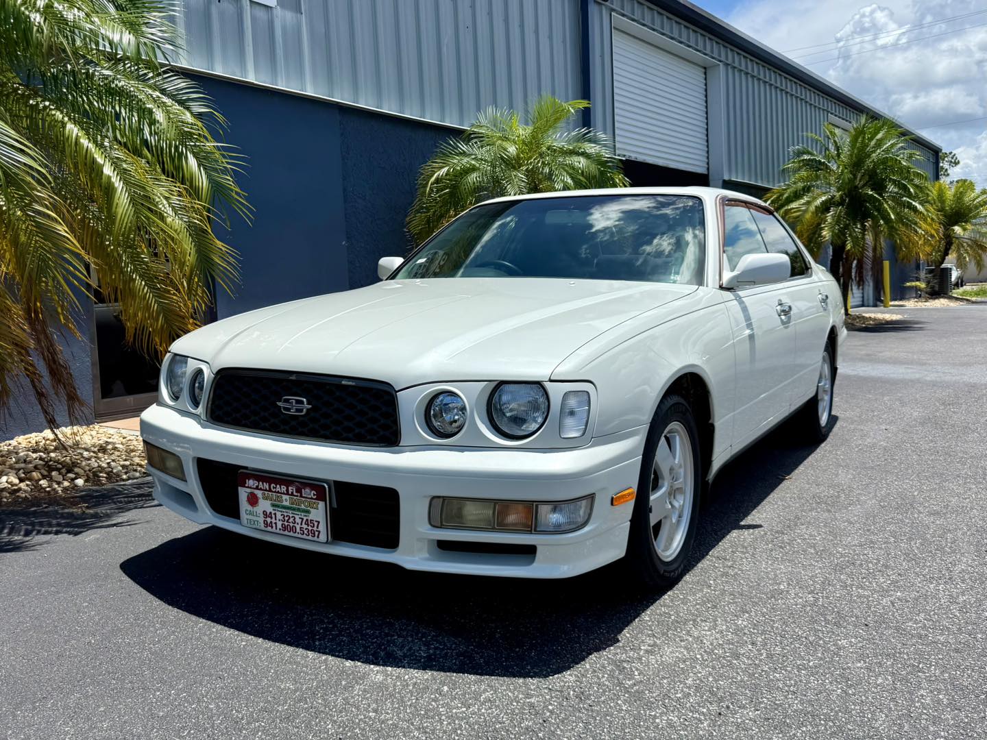 🇯🇵 New Arrival: 1998 Nissan Gloria Gran Turismo Ultima, 3.0L