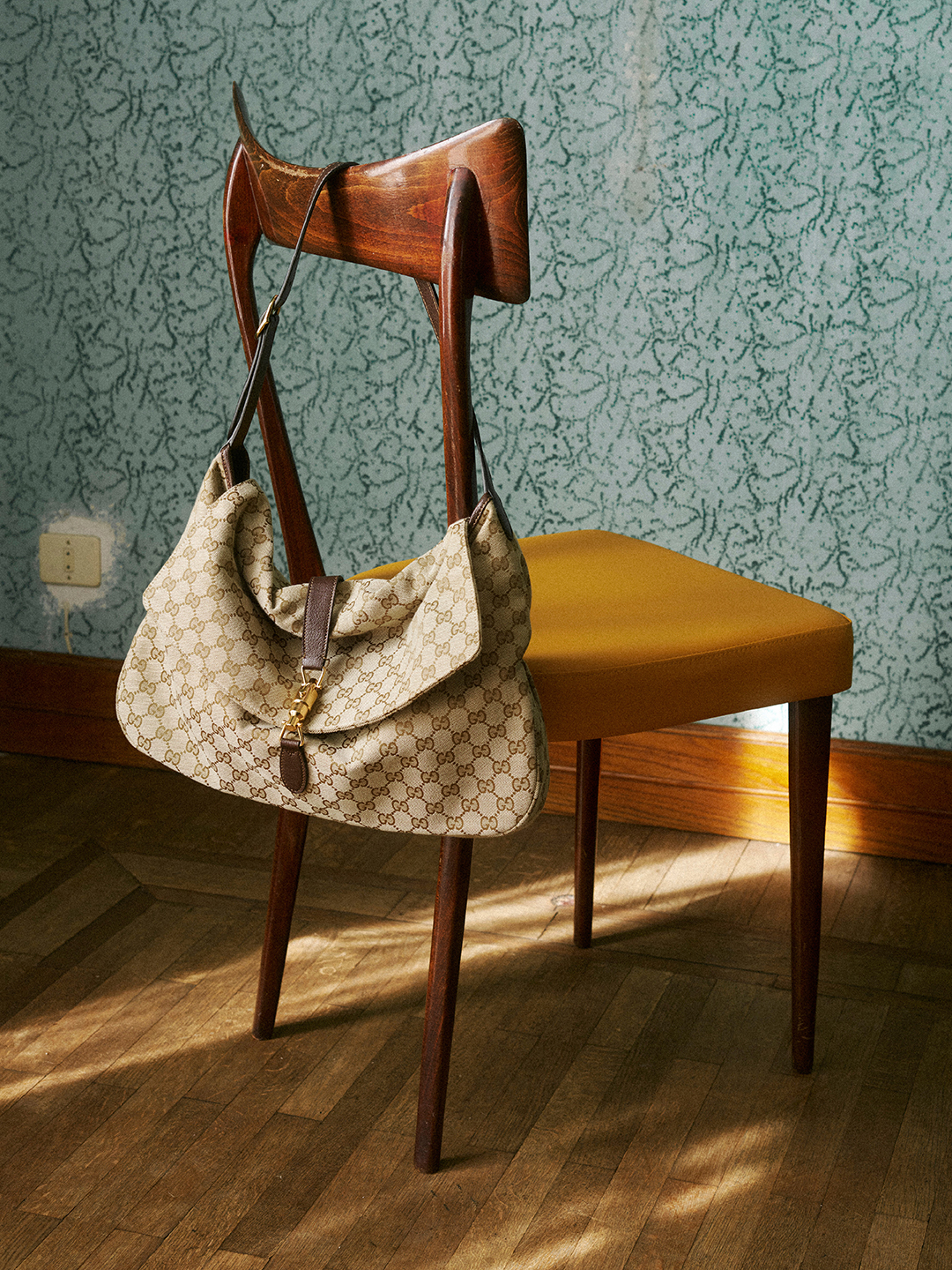 Gucci - Expanding the narrative of the Gucci Valigeria collection