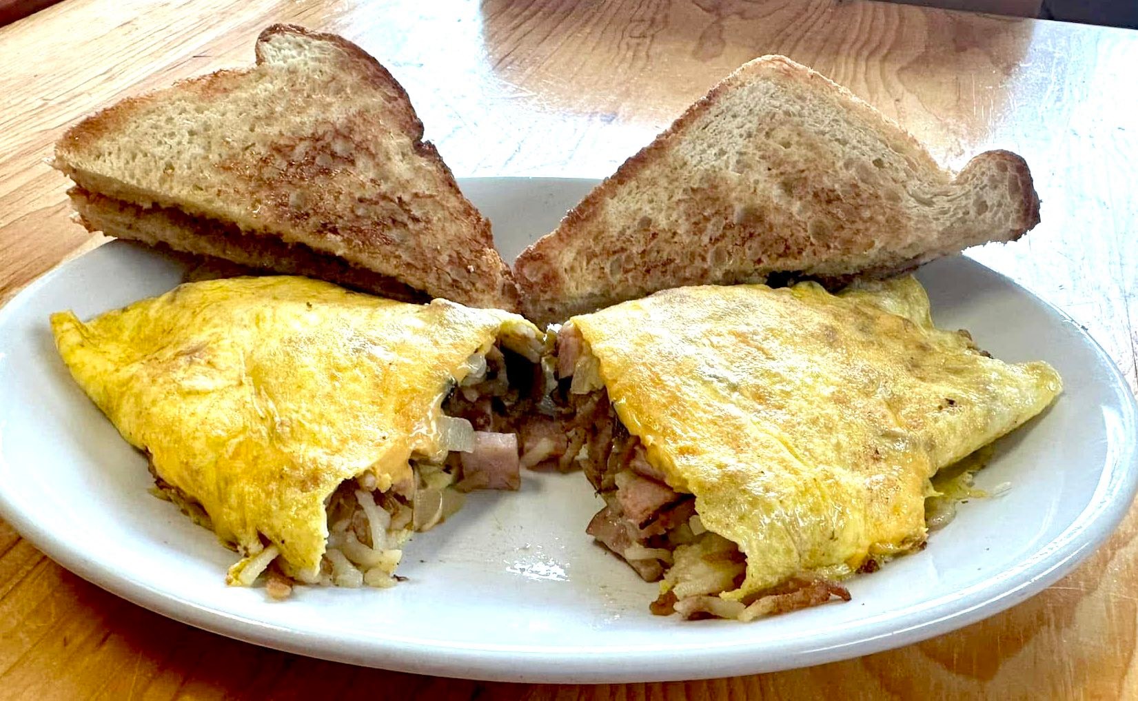 🍳 Good Morning, Food Lovers! 🍔🍝... - Paddle Inn Restaurant | Facebook
