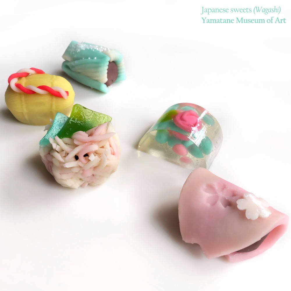 花鳥画を得意とし、海外でも人気を博した画家 #渡辺省亭。 《桜に雀