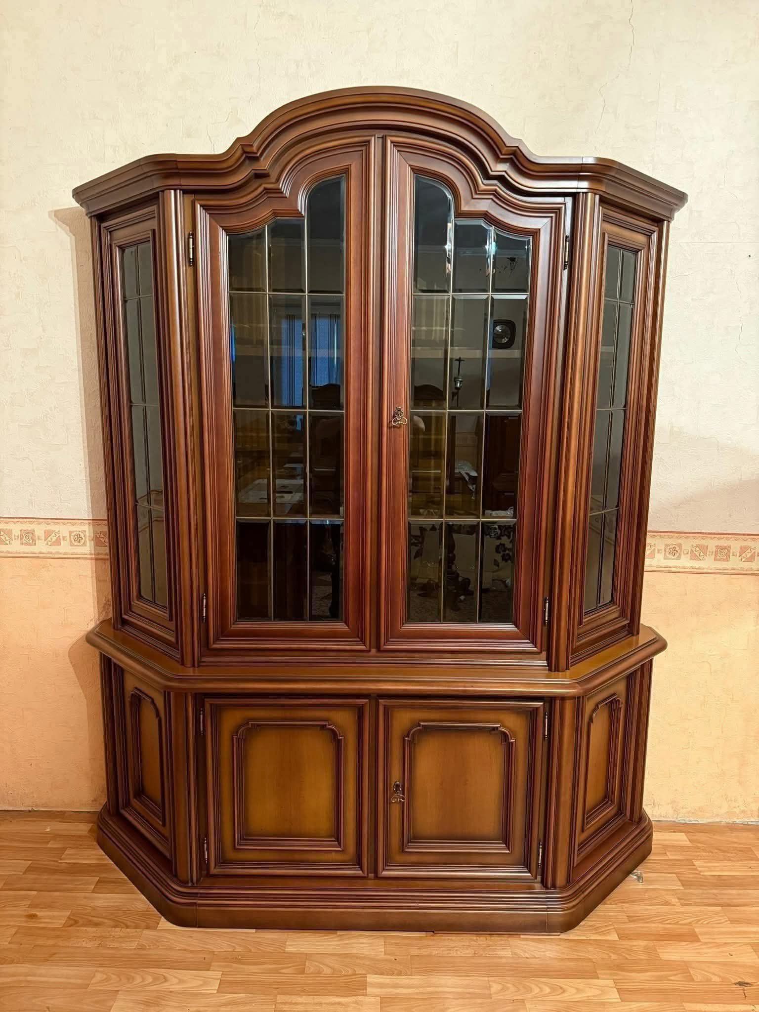 VIND CUMPAR SCHIMB Ofer ieftin Chisinau / Anunturi gratuite Moldova ...