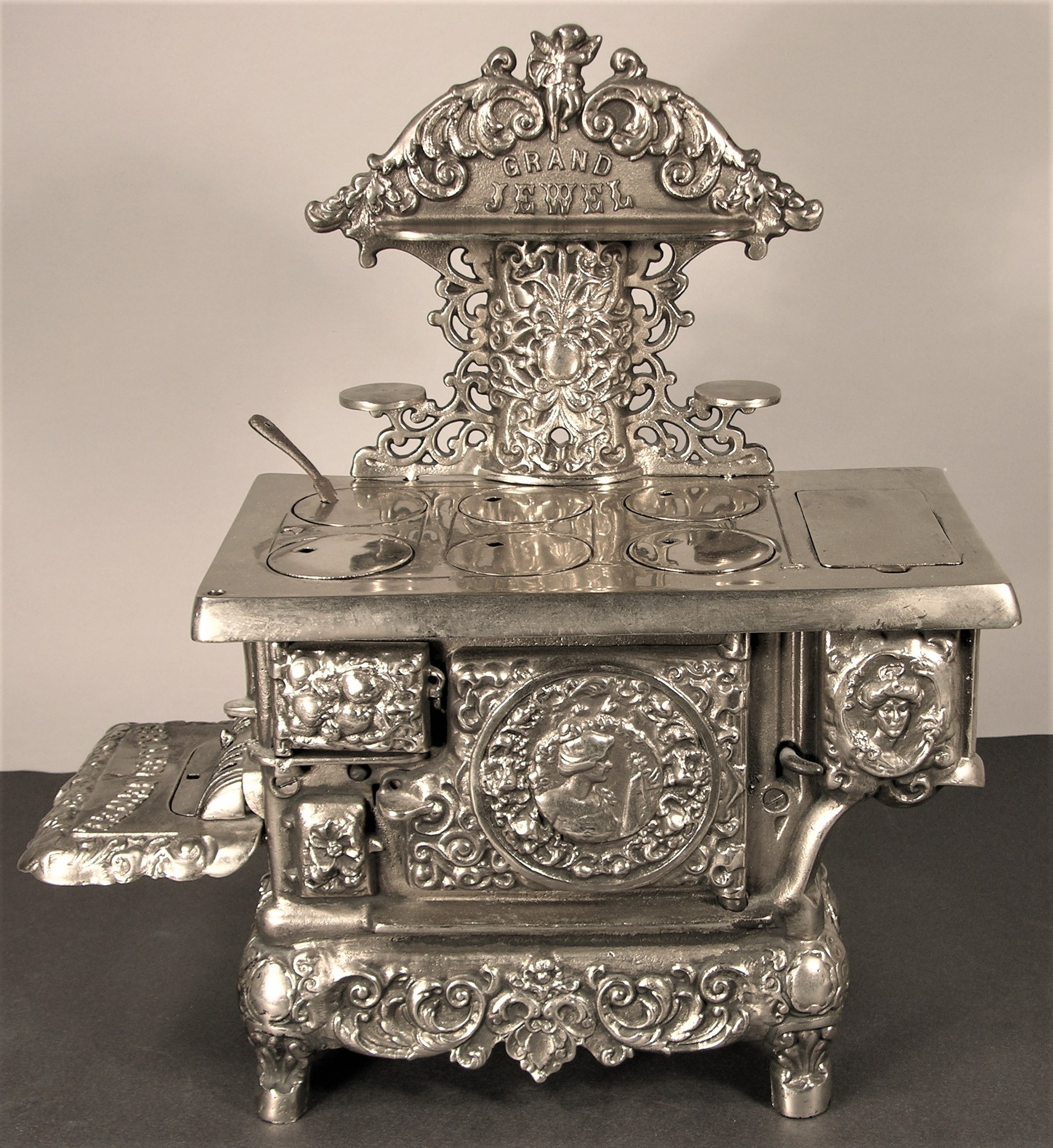 Vintage Detroit Jewel stove for sale | Lindale, TX