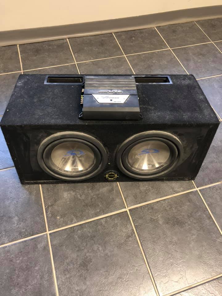 Alpine SWE-1900 Powered Subwoofer built-in ampli built in