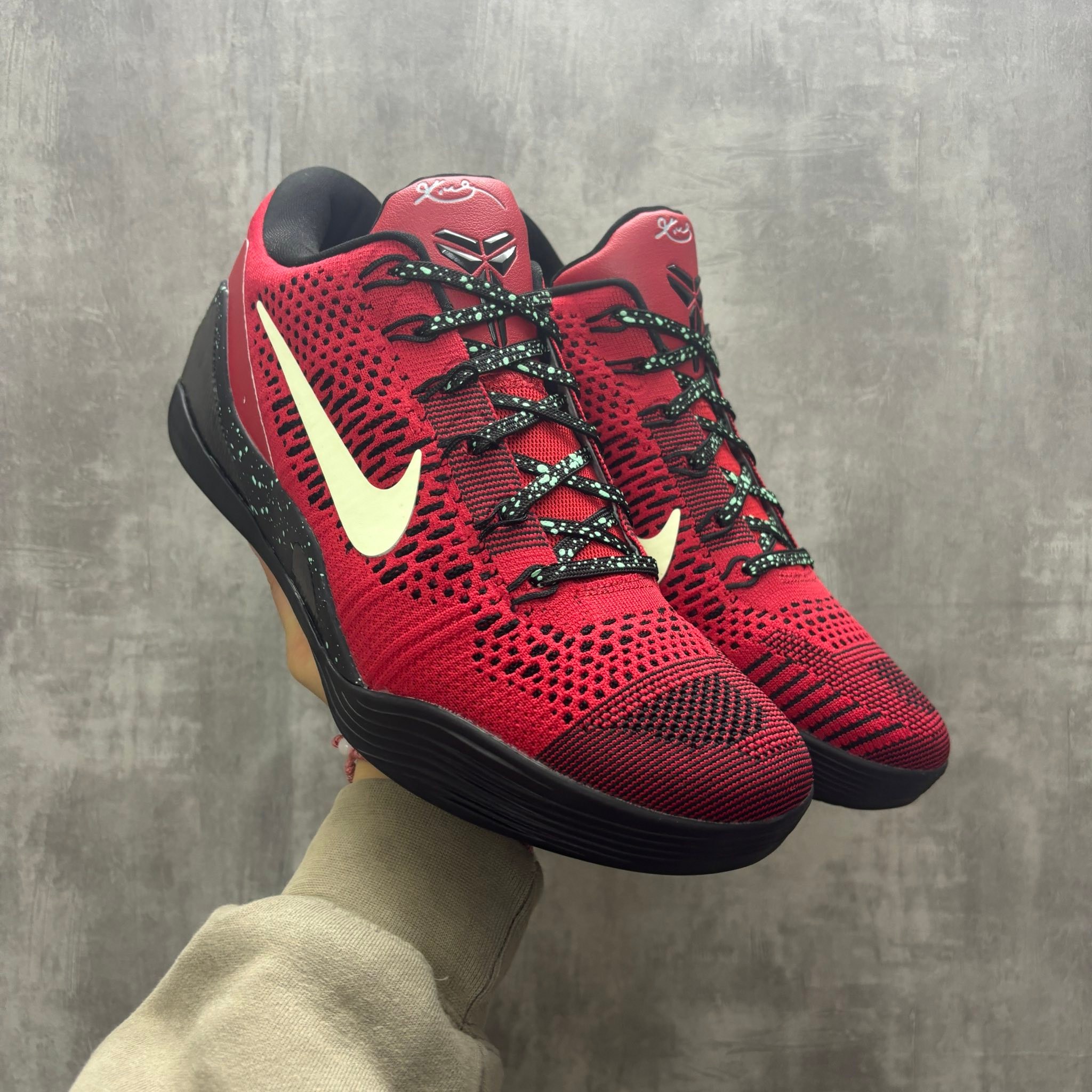 Nike Kobe 9 Elite Low 