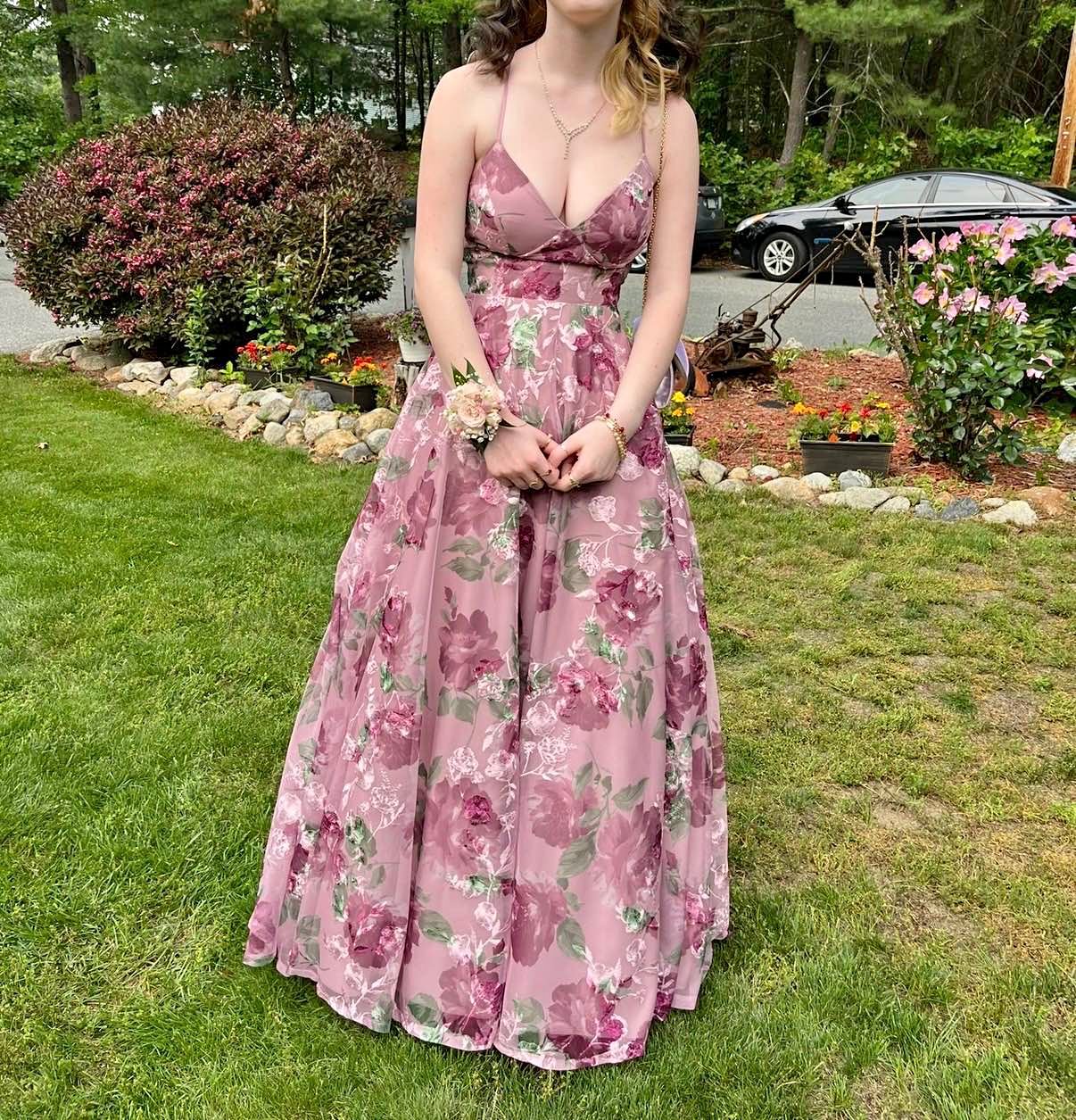 green dress with short sleeves Satin A-Line Prom Dress, Cute Short Sleeve Homecoming Size:18 - 24 mo. neckline add a touch Lemon Layer Cake nav-45