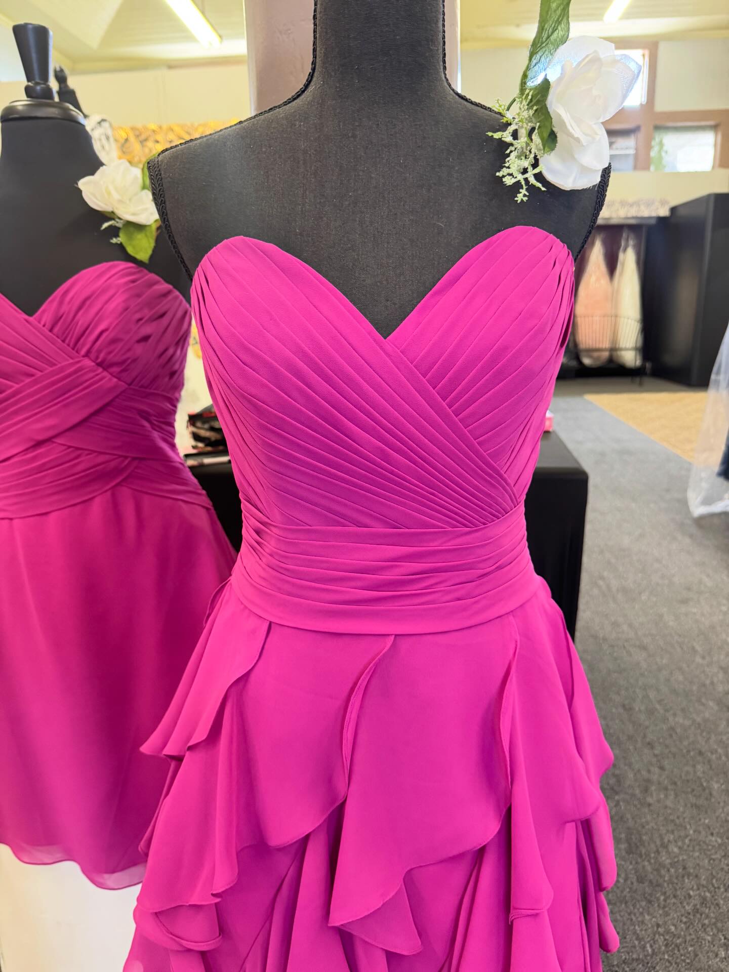 open lace back dress Amazon.com: La La Land : Ryan Gosling, Emma Stone, Rosemarie DeWitt, Finn  Wittrock, Damien Chazelle, Gary Gilbert, Fred Freiberger, Marc Platt,  Jordan Horowitz: Movies & TV