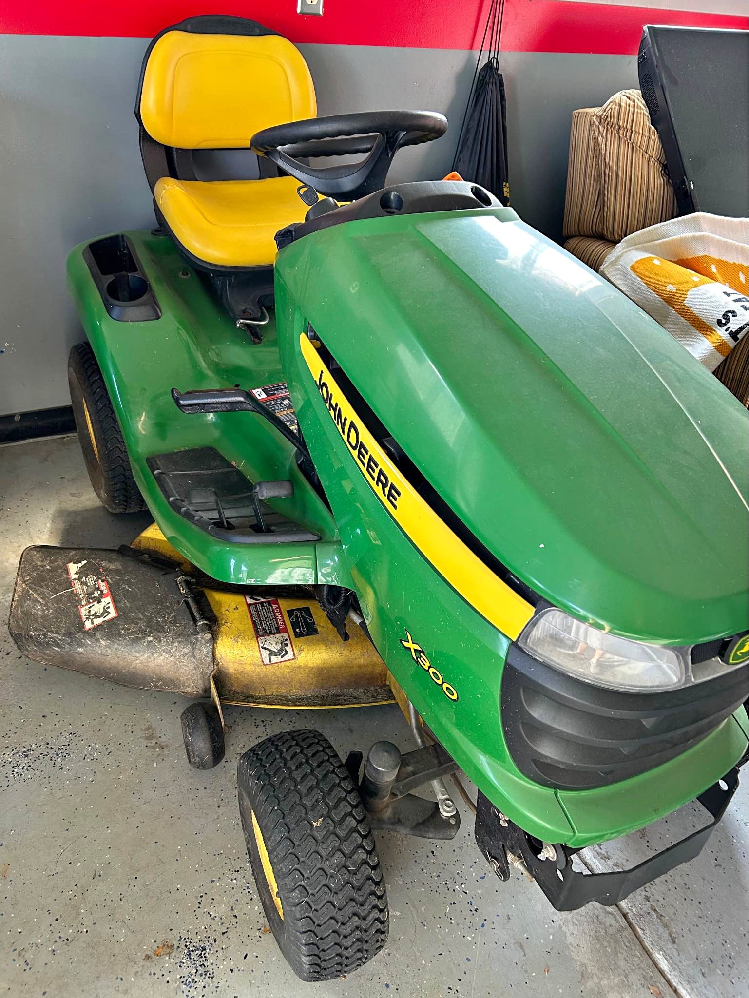 John Deere X300 Mahwerk