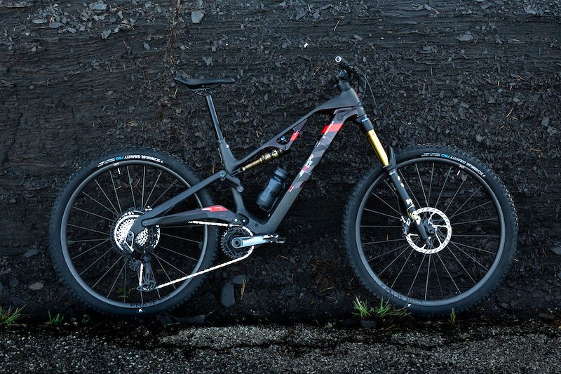 camper kobarah Flat – Black Box 2024 Subaru WRX Camper . Size:50cm E-Bike leihen & abonnieren