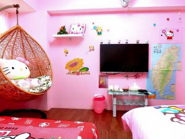 疯狂 女人们的最爱 好想去一趟日光逢甲民宿 Princess Emily 公主愛美麗 Facebook