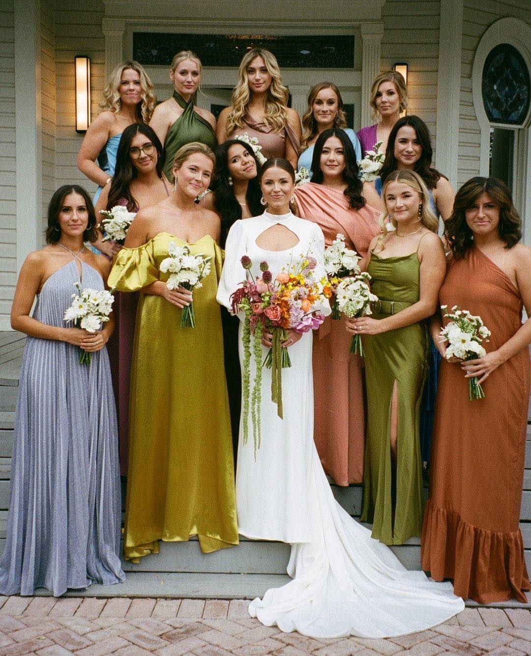 champagne beige wedding dress Nude with Sleeves Moledro: Anya Saree- Modern 80s bridesmaid Size:30 SHORT line silhouette