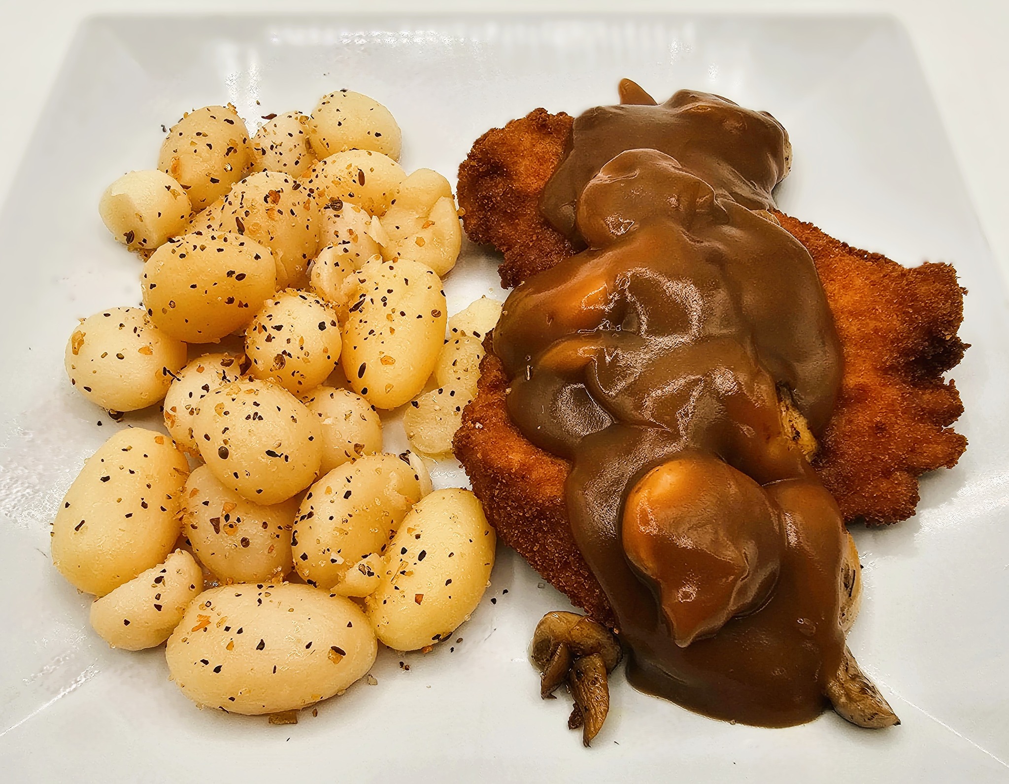 Reuben Tater Kegs Jumbo tater tot... - Whittle's Pub & Grub | Facebook