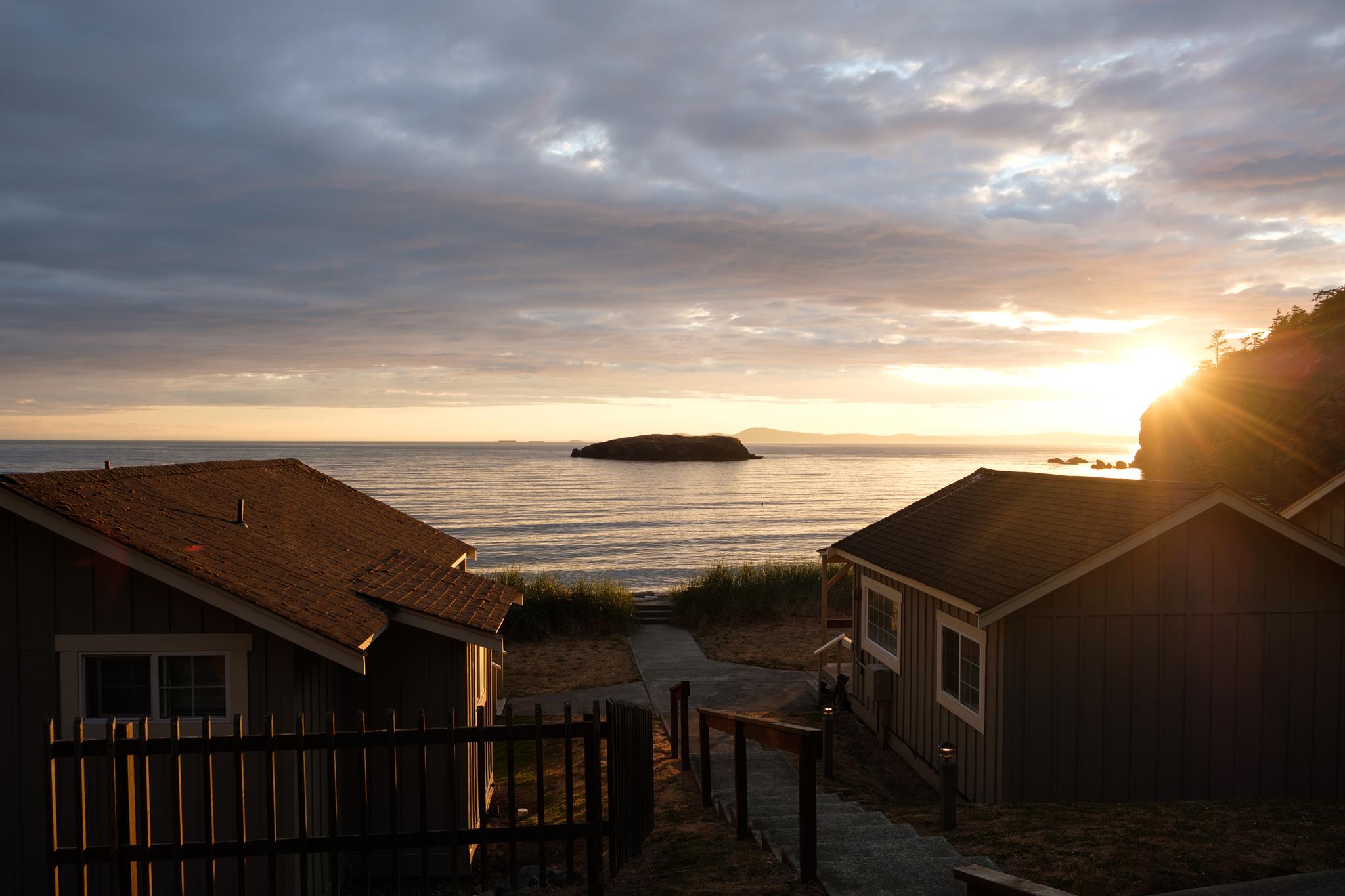 Rosario Beach Marine Laboratory - Home