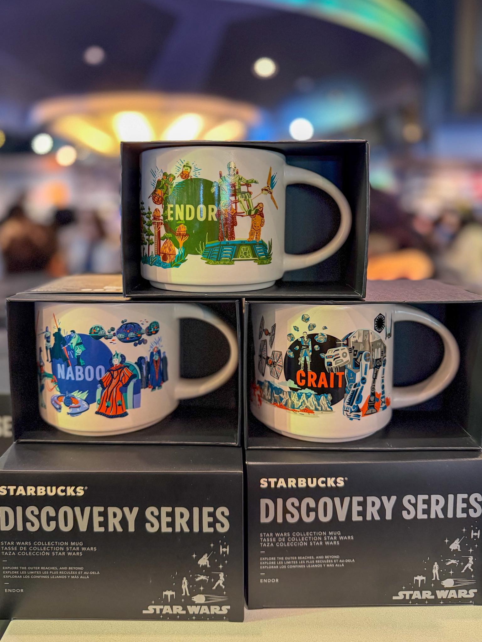 Food - Starbucks x Star Wars Mugs at Star Trader in Disneyland 