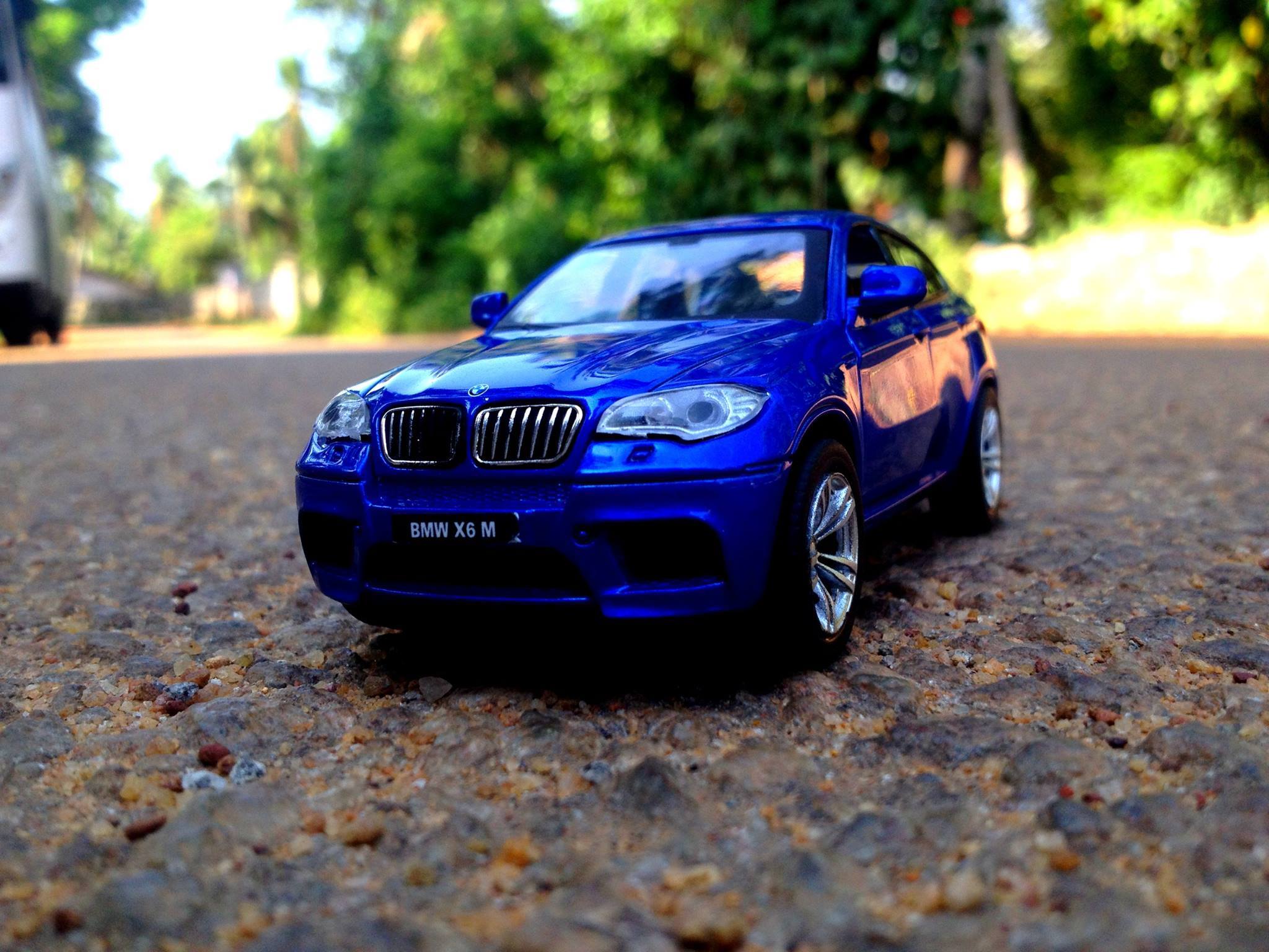 AutoModels SL - BMW X6 M Die-cast Metal 1:38 Scale LRK 900/-