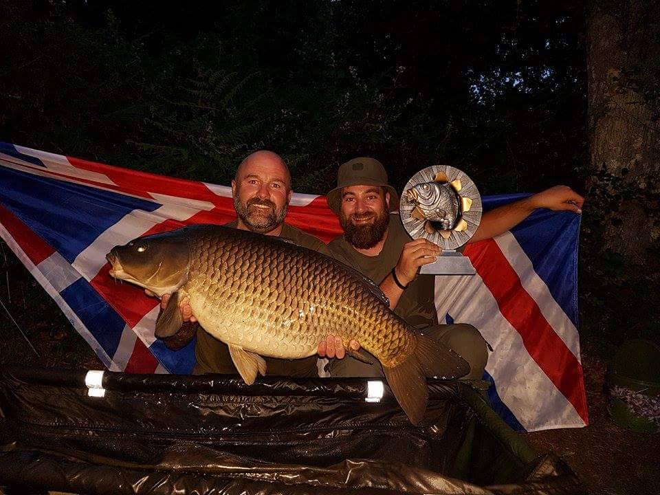 ** Etang Cache Cup Report ** Neil... - Total Carp Magazine