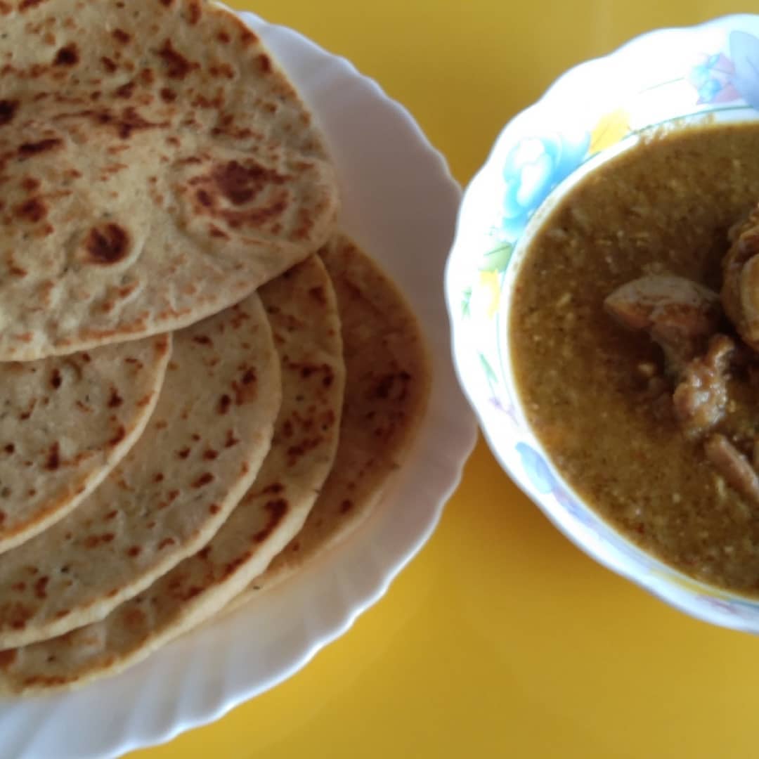 BADAMI MURGH DARBAARI n ROTI - E -... - WHEN A Couple COOKS