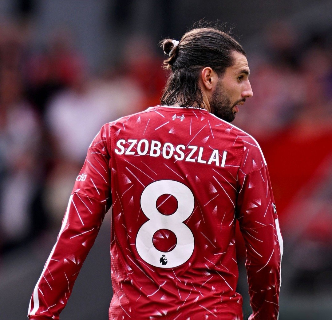 During a break in play in the opening half, Dominik Szoboszlai
