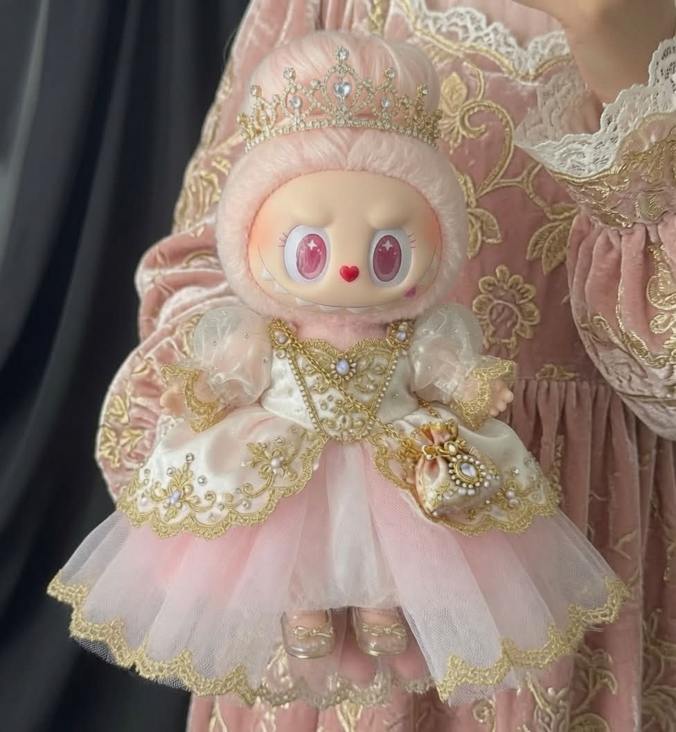 I am princess 😍 #labubu #ootdlabubu #popmart