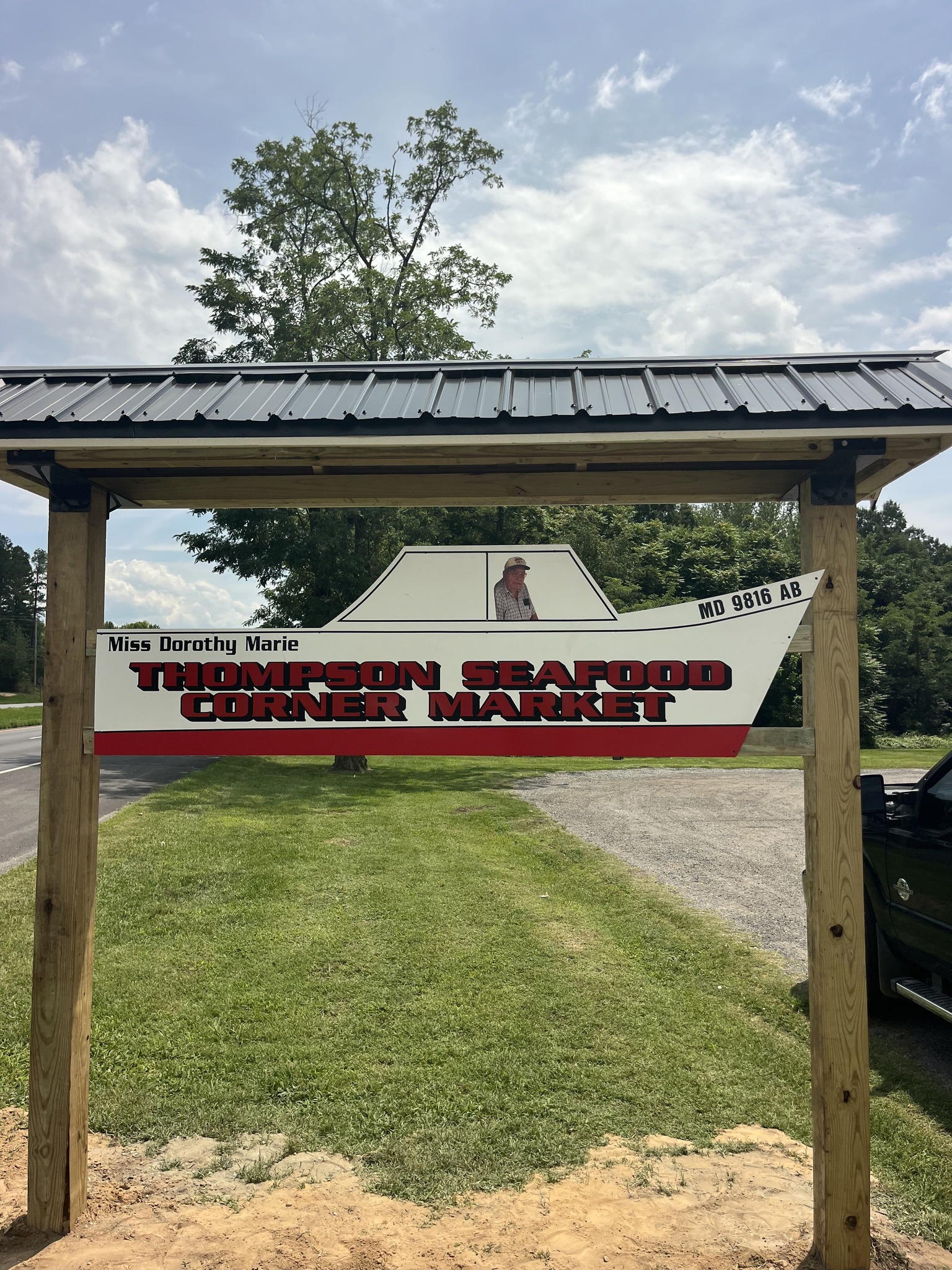 Thompson Seafood Corner Market | Mechanicsville MD