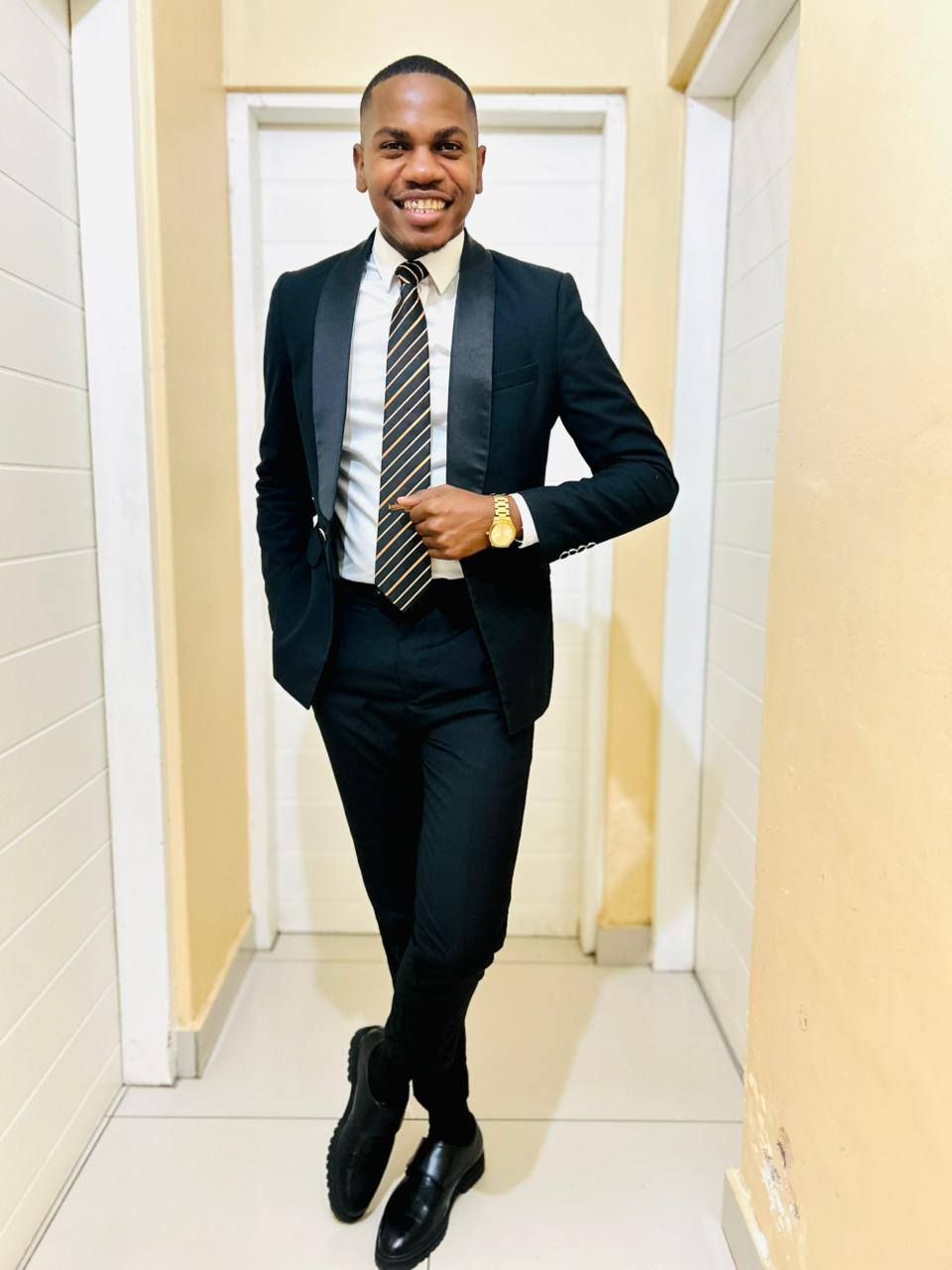 formal dress code for official meetings and Professionalism Occasion:event-edit