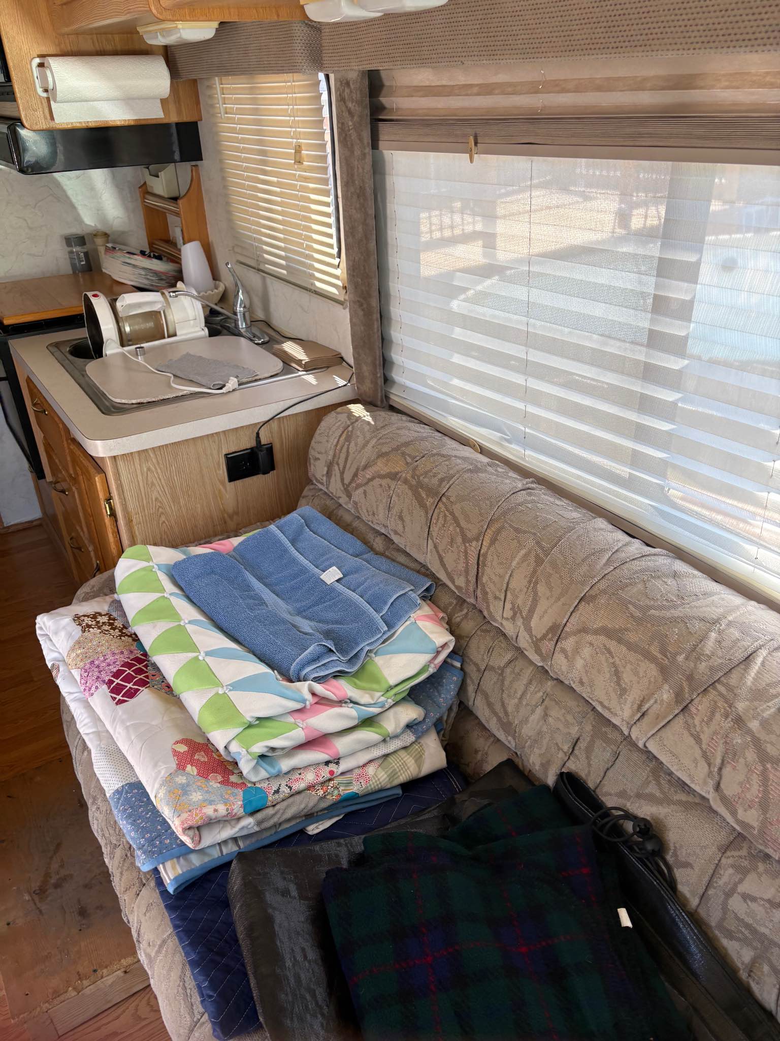 READY TO CAMP! 30ft. Motorhome. 1996. 454 motor - RVs & Campers ...