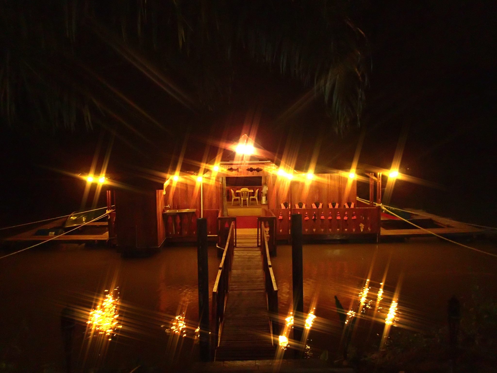 Rumah Rakit Cemara... - Rumah Rakit Cemara Riverview
