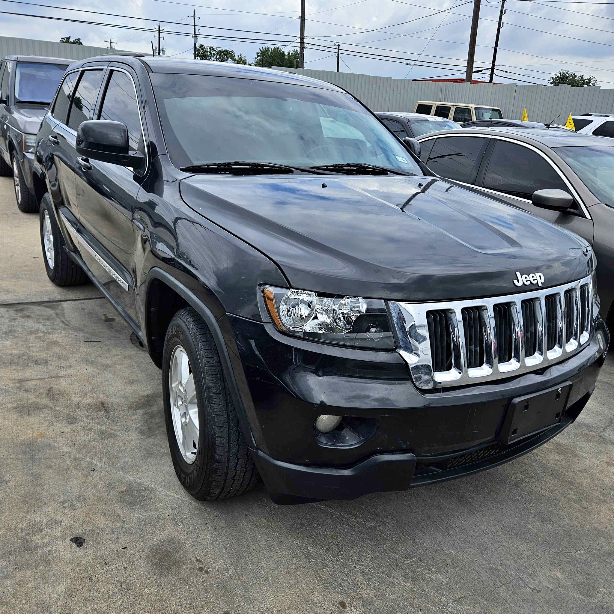 BAWA Front Grill Mesh Insert for Grand Cherokee 2014 2015 2016 ABS Front Grilles Decoration Cover for Grand Cherokee Accessories - 34